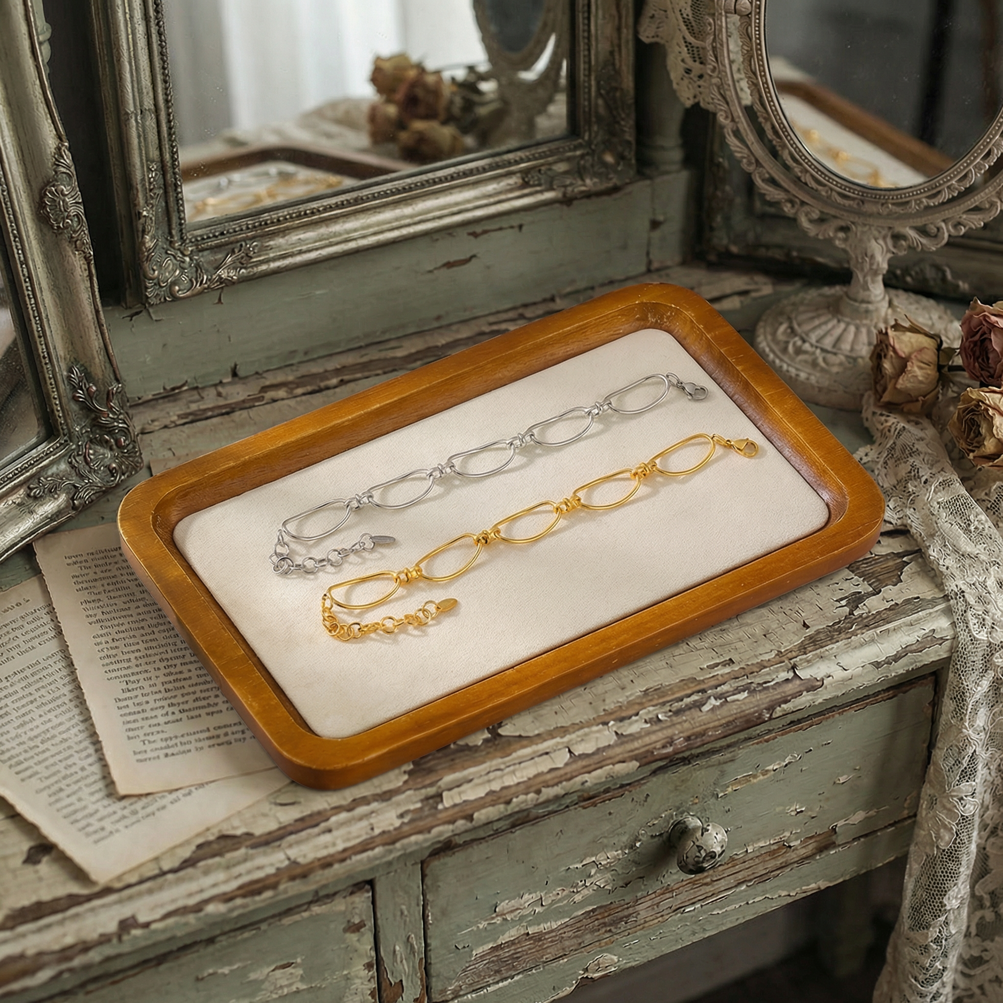 The Gilded Links Bracelet