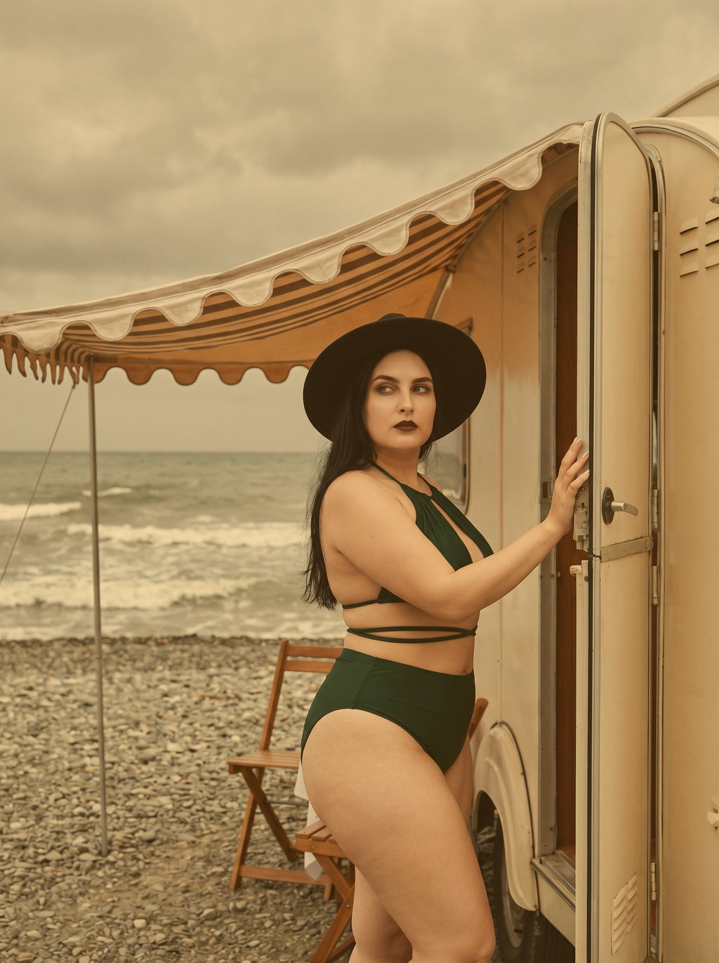 The Saltwind Halter Set
