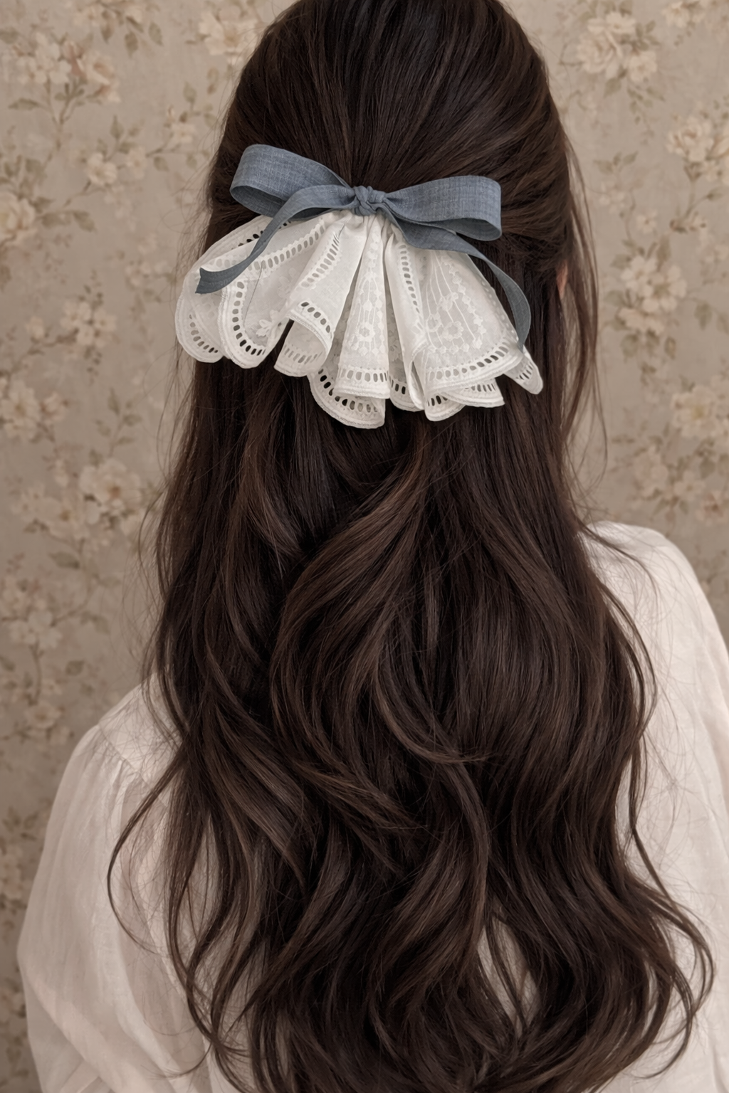 The Sunday Lace Bow Barrette